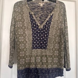 Lucky Brand vneck top S